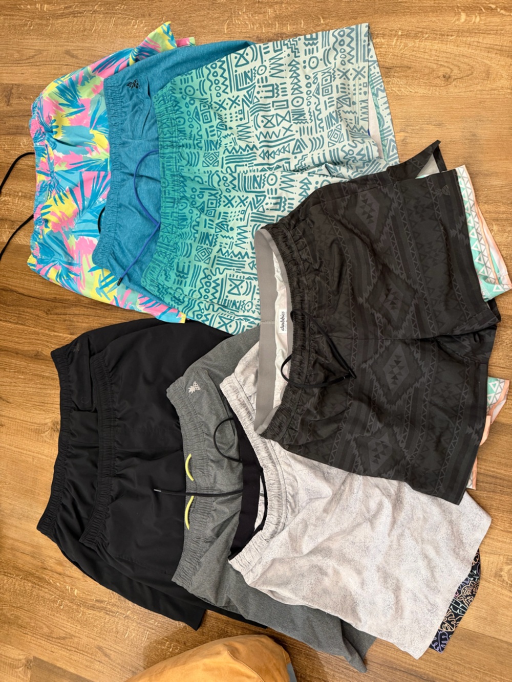 chubbies lot of 10 XL Men's lined shorts